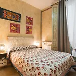 Hostal Artistic B&B