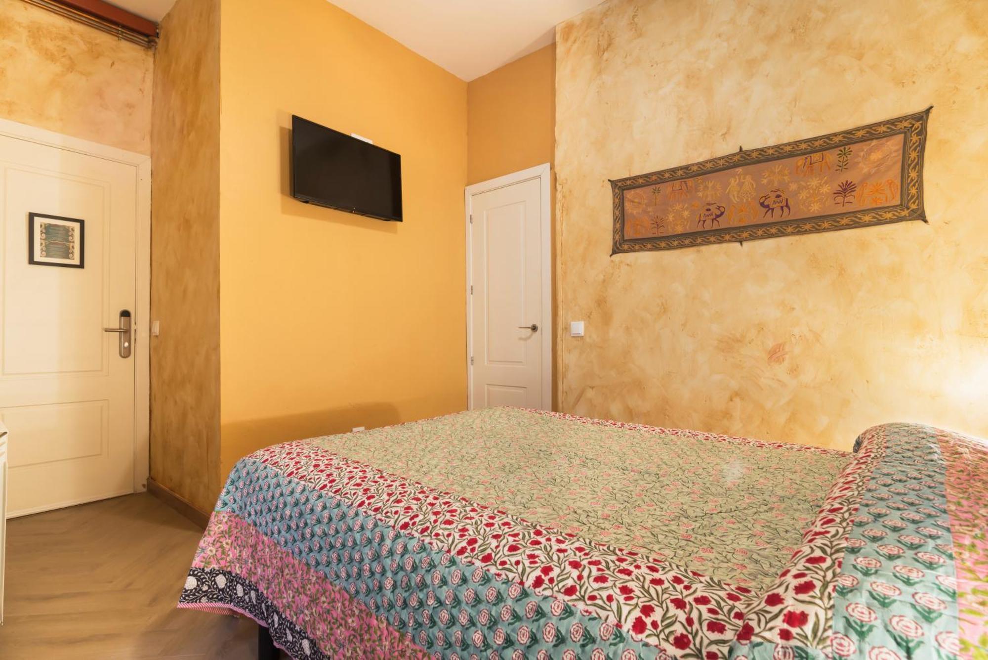 Guest house Artistic 3*